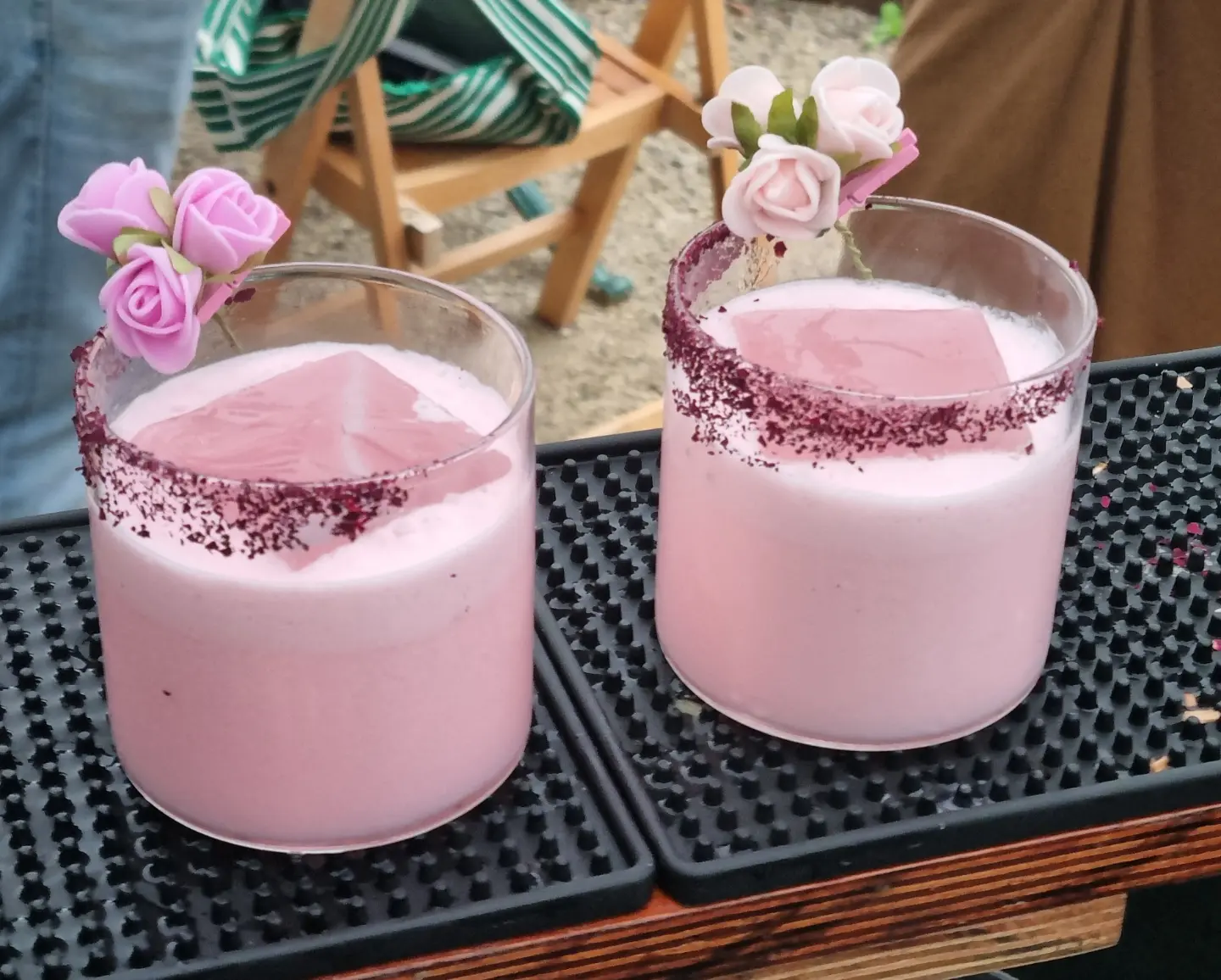 Premium cocktail met kristalhelder ijs